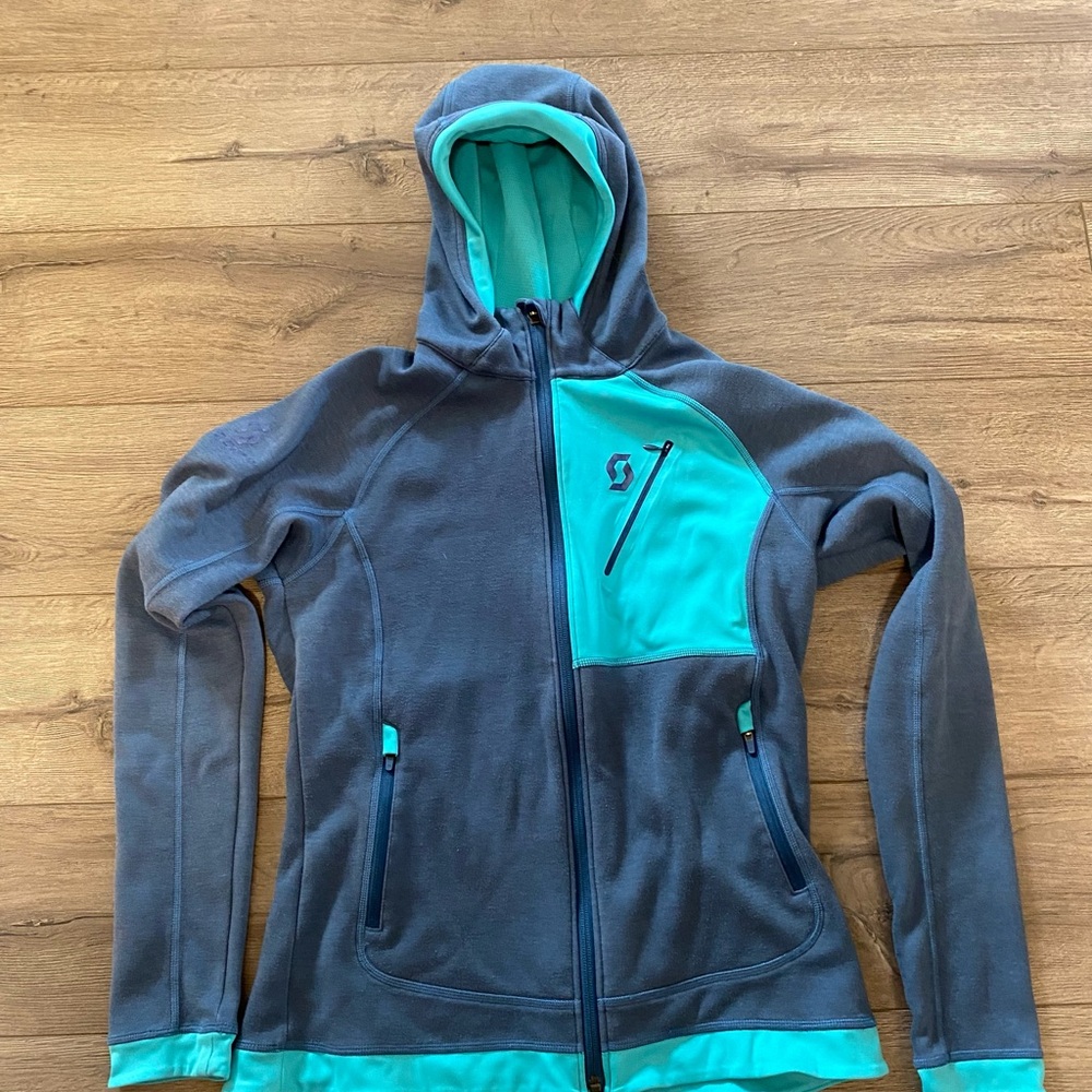 Scott mid layer